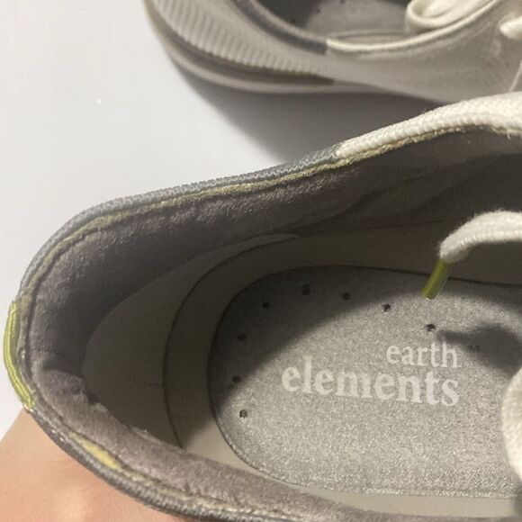 Earth Elements shoes - Picture 4 of 5